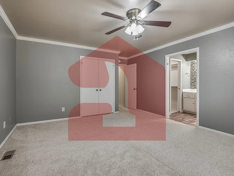5313 NW 110th St — Photo 32