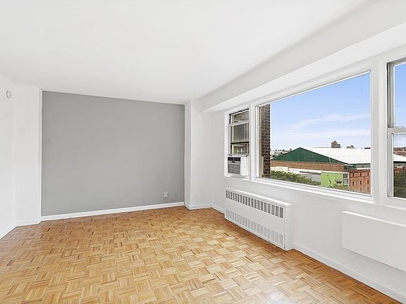 3rd image of 30 W 141st St APT 11G