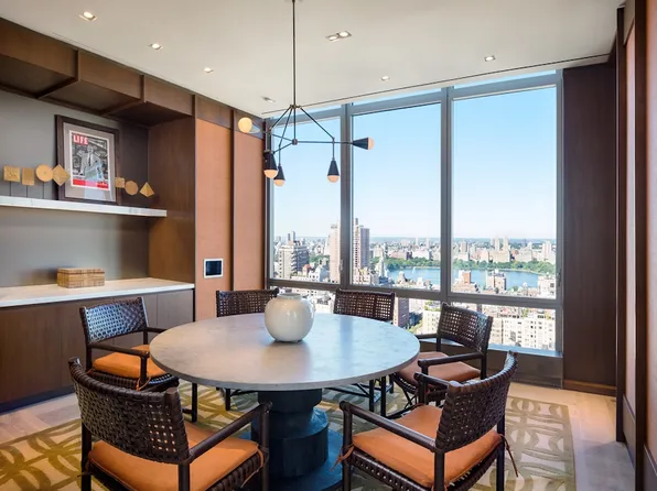 205 East 92nd Street image 14 of 19