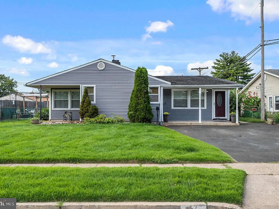 47 Glenwood Ln