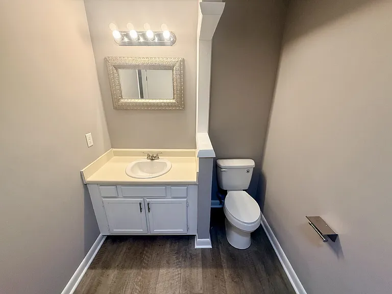 715 Prestige Blvd — Photo 15