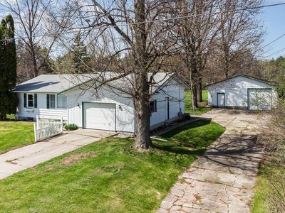 2001 Rockwell Dr, Midland, MI, 48642