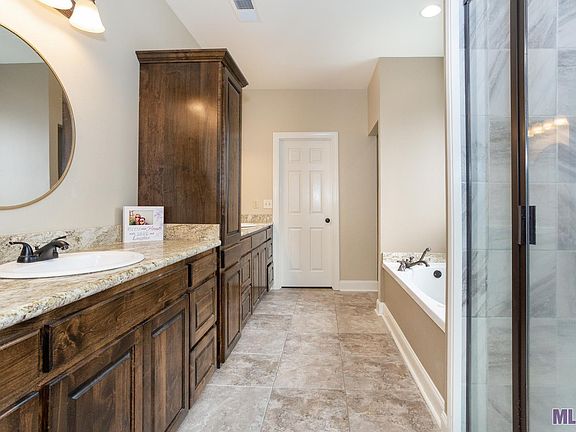 5th image of 28437 Evangeline Ln