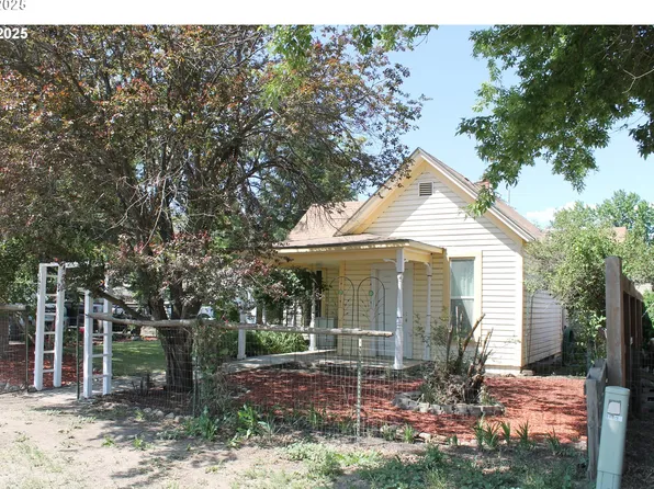 1407 9th St, Baker City, OR 97814