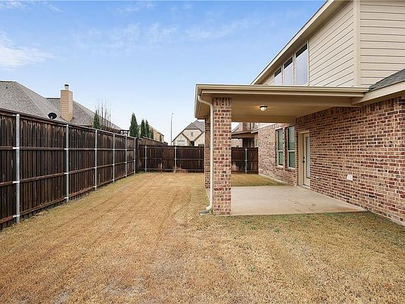5th image of 1206 Trumpet Dr