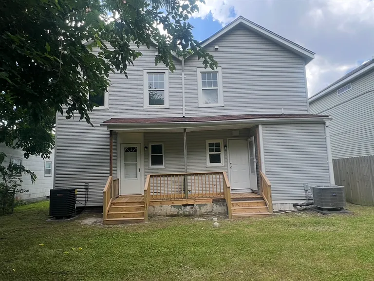 2774 McKann Ave — Photo 12