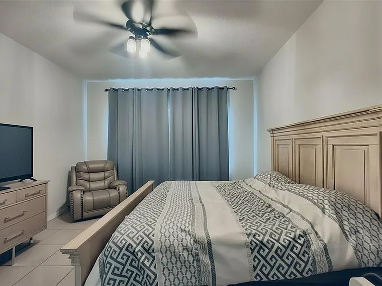 2087 Emerald Springs Dr — Photo 6