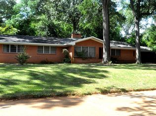 3025 Raguet St, Nacogdoches, TX 75965