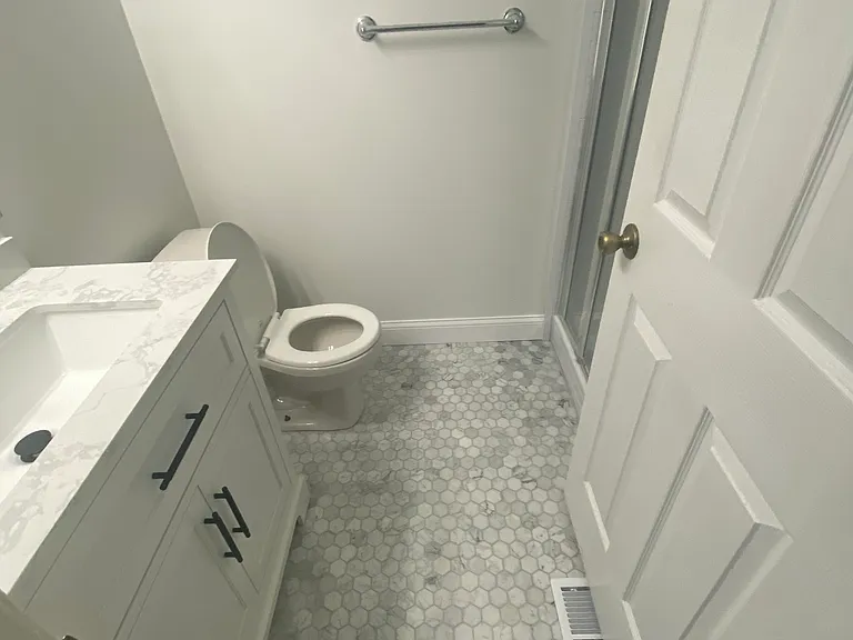 914 Van Buren Ct — Photo 36