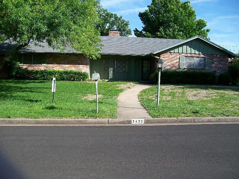1st image of 7432 Brentwood Cir