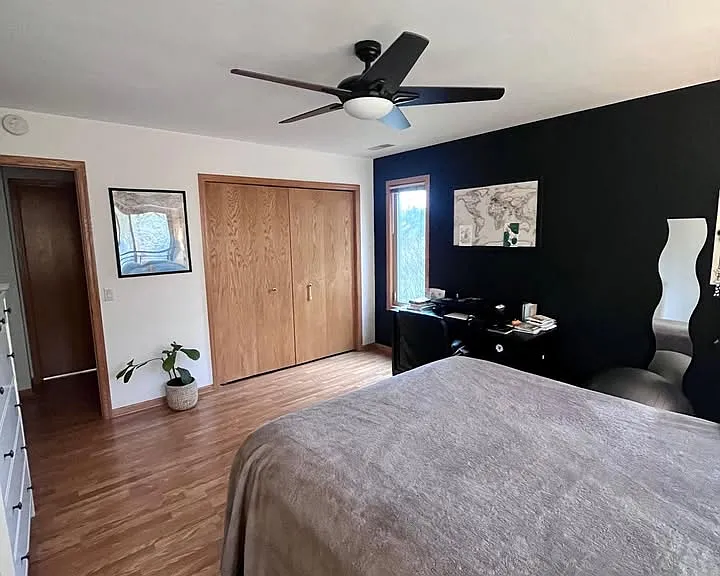 1337 Carpenter St — Photo 9