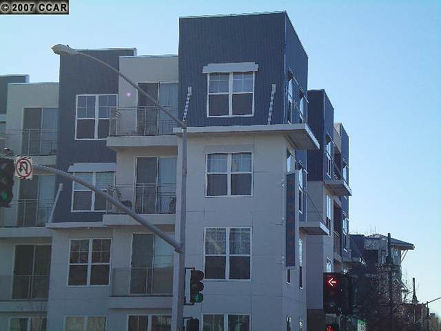 1st image of 1121 40th St APT 3207