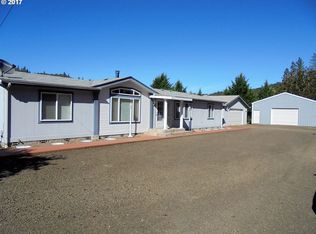 2877 NE Parker St, Roseburg, OR