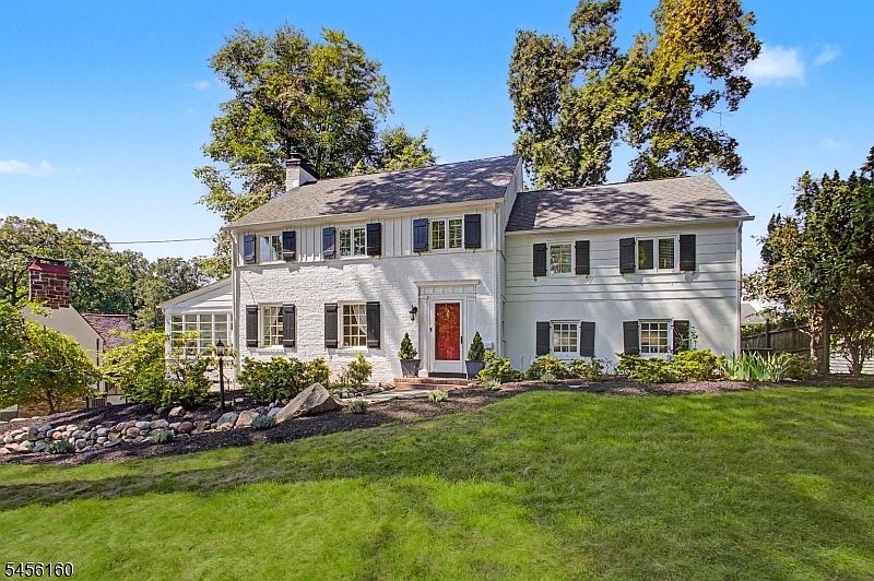 1st image of 1015 SLEEPY HOLLOW LANE