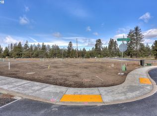 61575 SW Riverwalk Ln UNIT 26, Bend, OR 97702