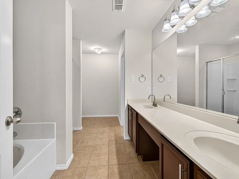3800 Camino Real Trl — Photo 19