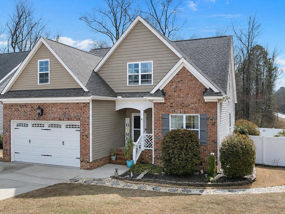 1st image of 850 Live Oak Lane