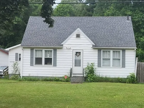 53188 N Us Highway 131, Three Rivers, MI 49093