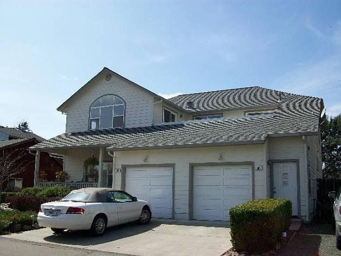 1st image of 695 Curtin Ln