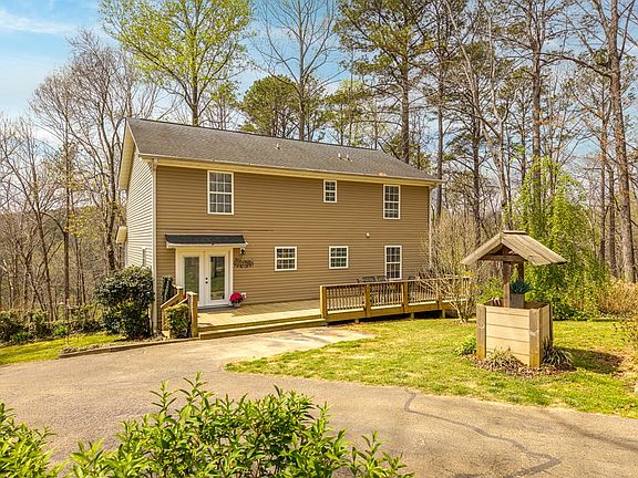 4th image of 134 Nicholson Ln