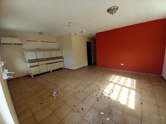 Additional Living Room