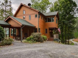 16 Rain Song Point, Bryson City, NC 28713