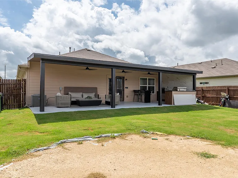 123 Stellamar Dr — Photo 23