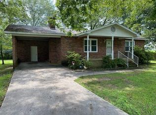 141 Slickum Rd, Easley, SC 29640