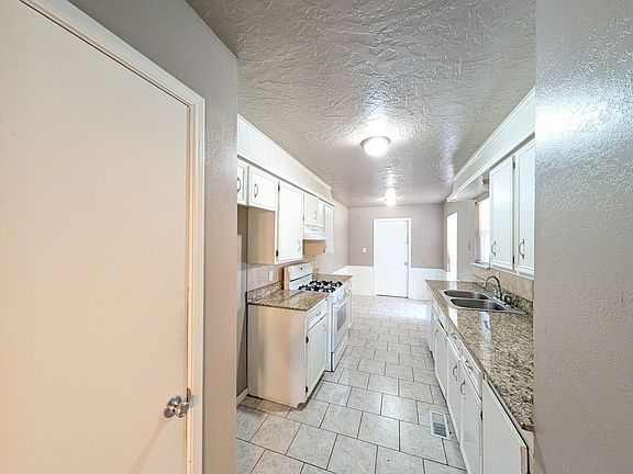4th image of 8115 E 65th Pl