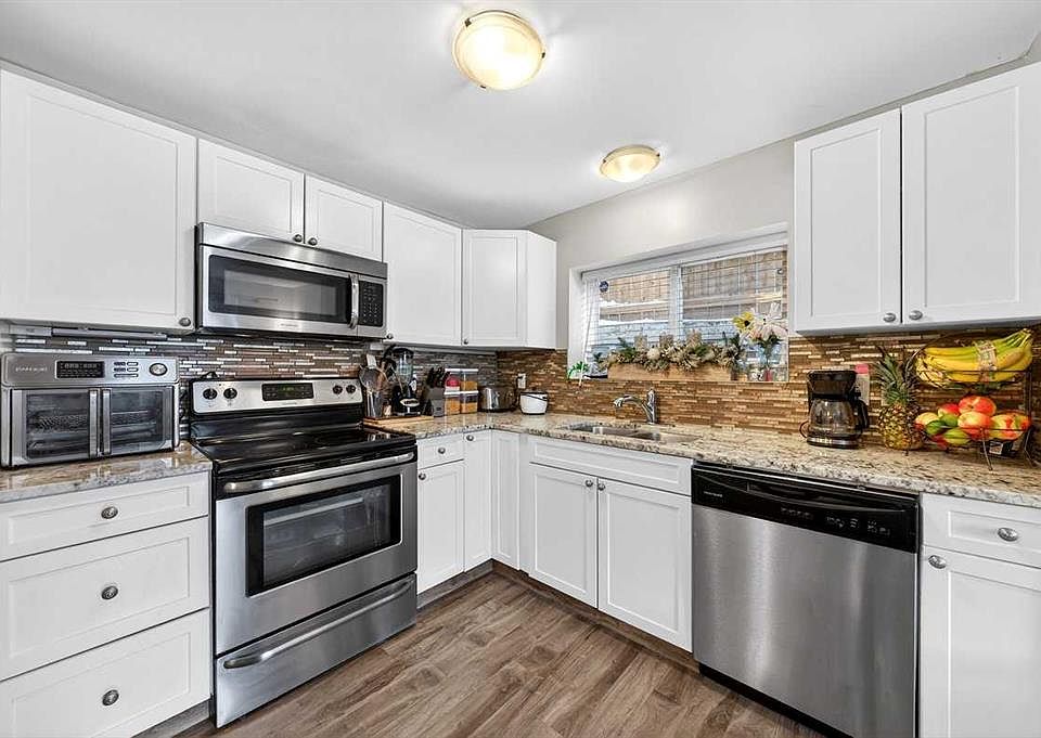 1st image of 2117 E 16th St SW #11