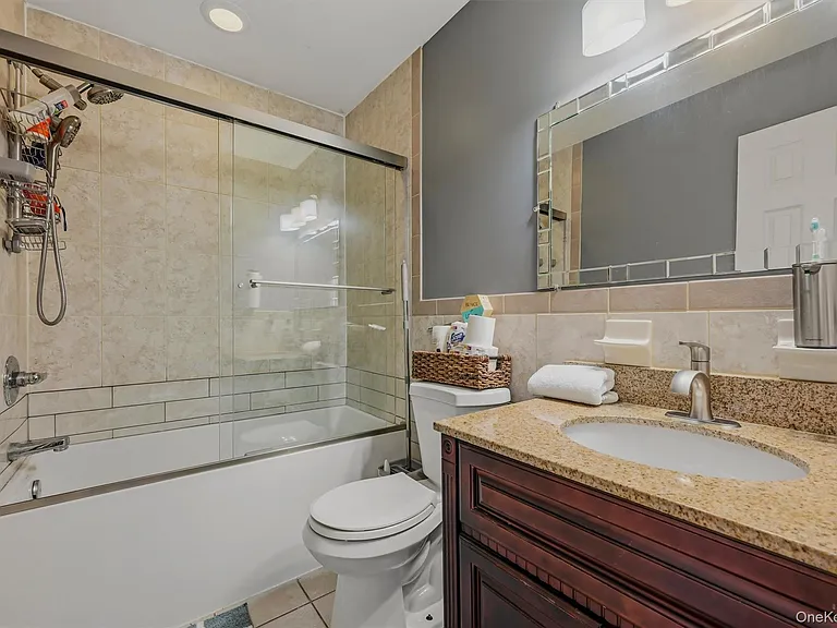 42 Leonard St — Photo 24