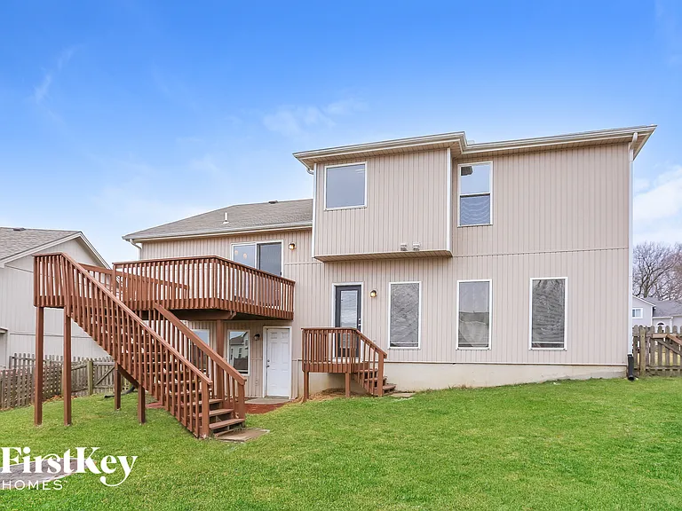912 Madelyn Dr — Photo 14