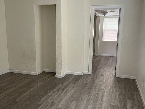 5th image of 6707 Clarkson Ave #D