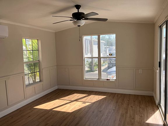 3rd image of 675 Copeland Ave S #11
