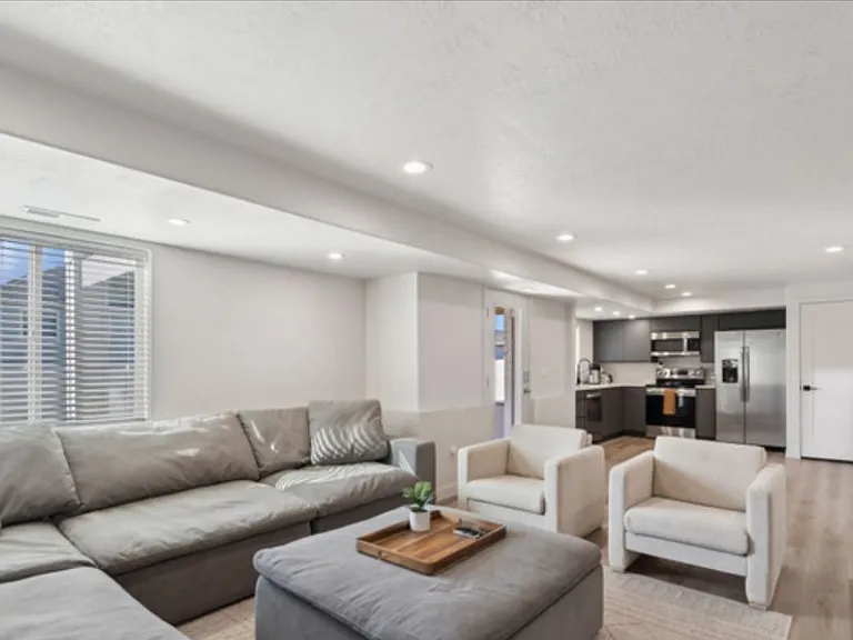 1006 W Firelock Way — Photo 12