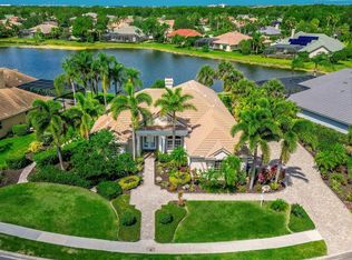 8047 Royal Birkdale Cir, Lakewood Ranch, FL 34202