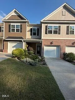142 Walking Path Pl
