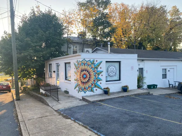 103-105 South Coalter/Kalorama Street, 312 Kalorama St #310, Staunton, VA 24401