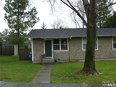 40 Livingston Ct photo 1