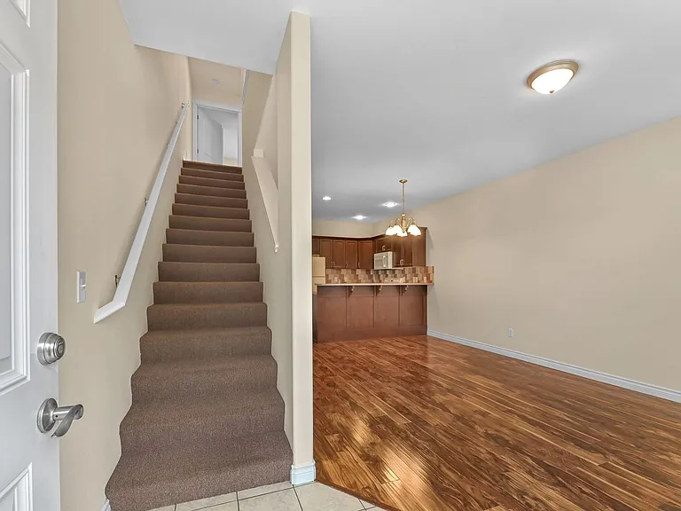5760 Legoe Ave — Photo 31