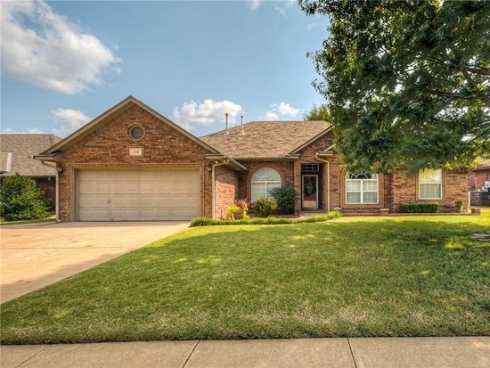 725 Villa Ave Yukon Ok 73099 Zillow