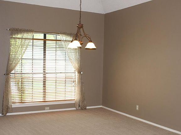 2nd image of 4408 Westminister Dr