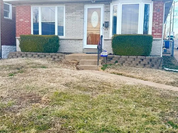121 Mann St, Saint Louis, MO 63125