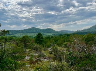 9 S Da Hu Rd, Melbourne, AR 72556