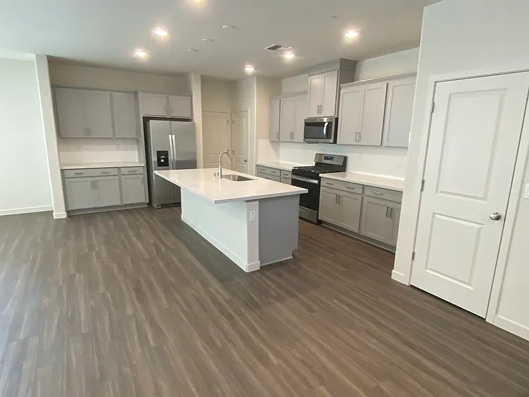 653 Barreet Lake Rd — Photo 26