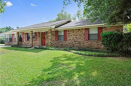 1st image of 15295 Woody Dr