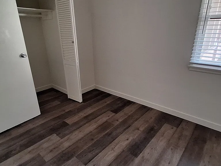 11028 Strathmore Dr #1/2 — Photo 6