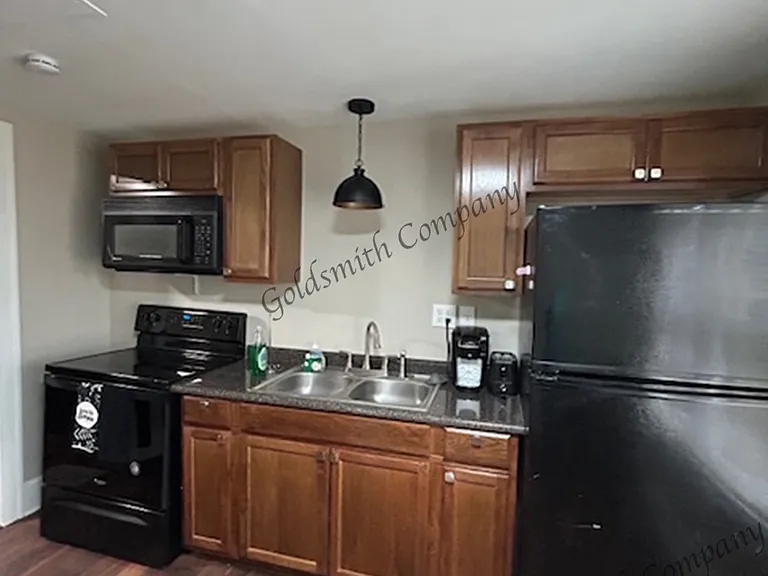 1 bed, 1.0 bath, 600 sqft, $1,200 — Photo 3