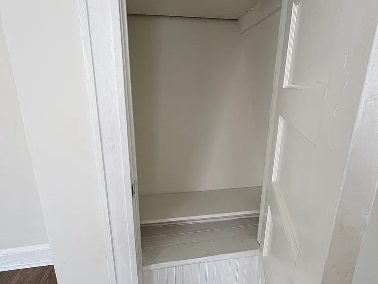 2817 W Cold Spring Ln — Photo 6