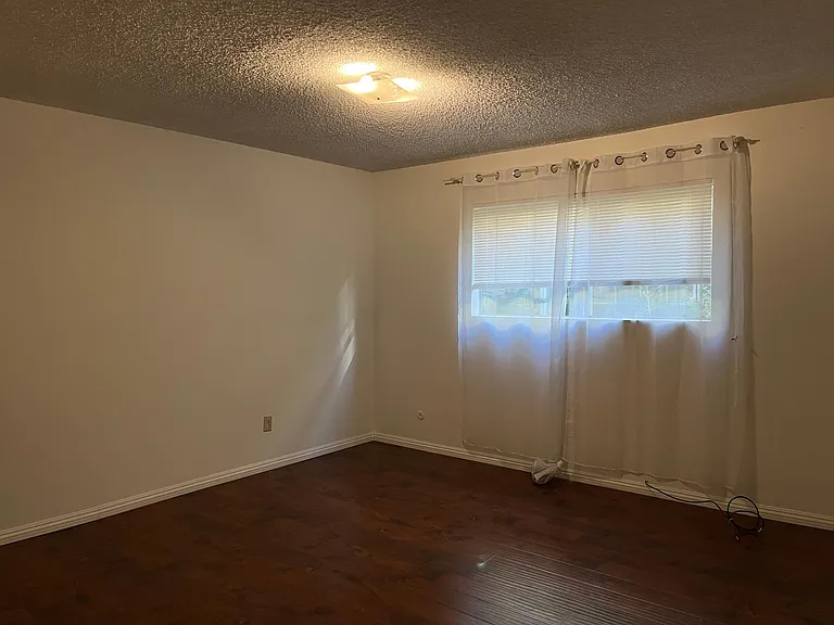 1410 Stevens Ave #2 — Photo 11